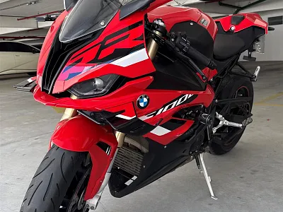 BMW S 1000 RR